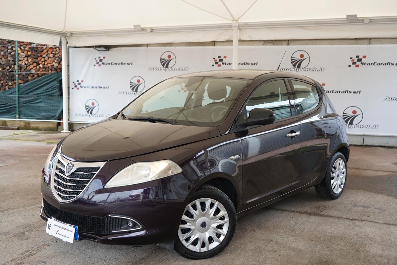 Lancia Ypsilon 1.2 69 CV 5 porte Platinum