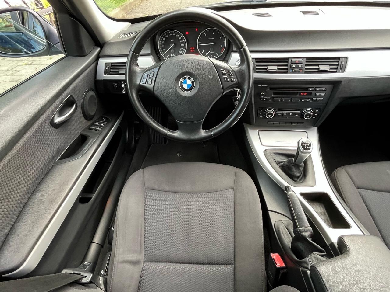 Bmw 318d 2.0 143CV Touring Perfetta