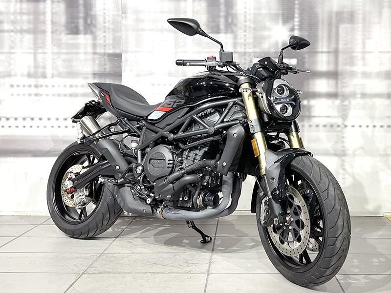 Benelli 752 S