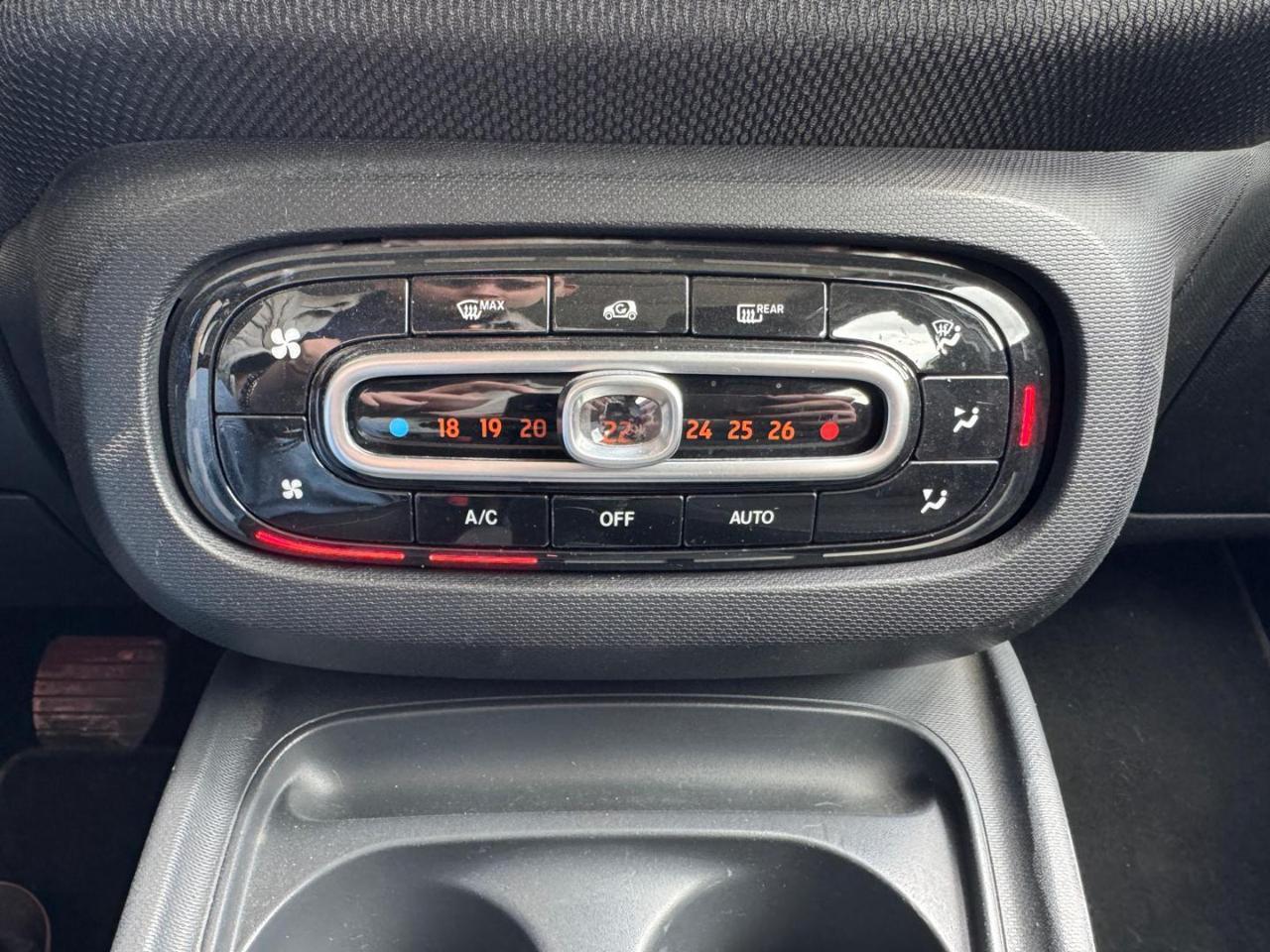 SMART ForFour 90 0.9 Turbo Passion Twinamic * Promo SD 2025*