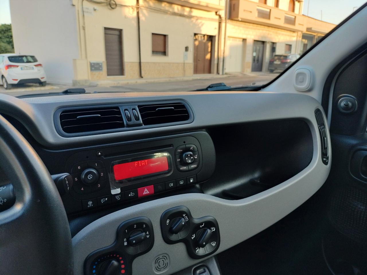 Fiat Panda 1.2 EasyPower Lounge GPL casa madre
