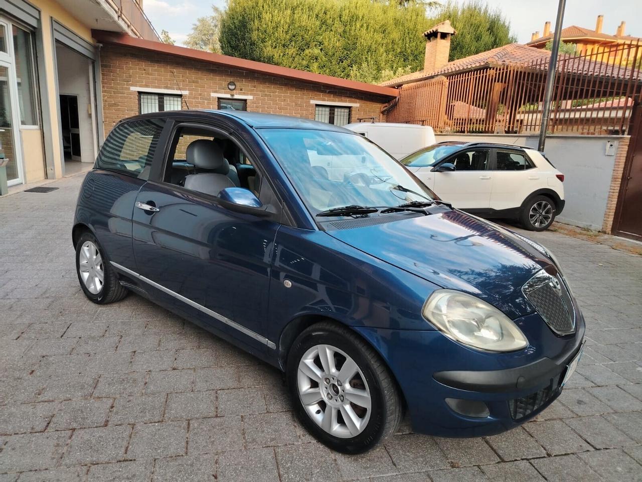 Lancia Ypsilon 1.3 Multijet 16V Platino