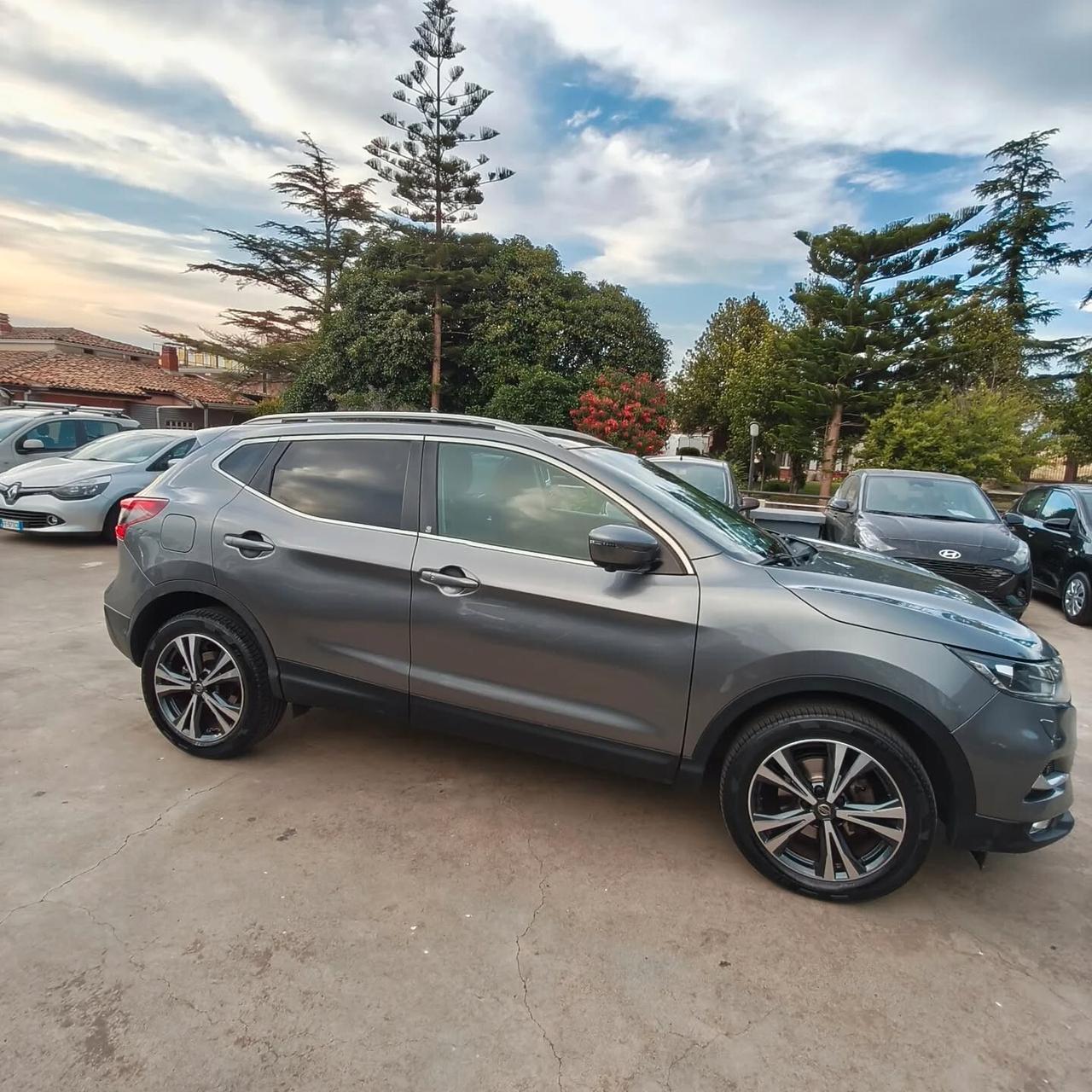 Nissan Qashqai 1.5 dCi Tekna FRIZIONE E DISTRIBUZIONE ESEGUITE