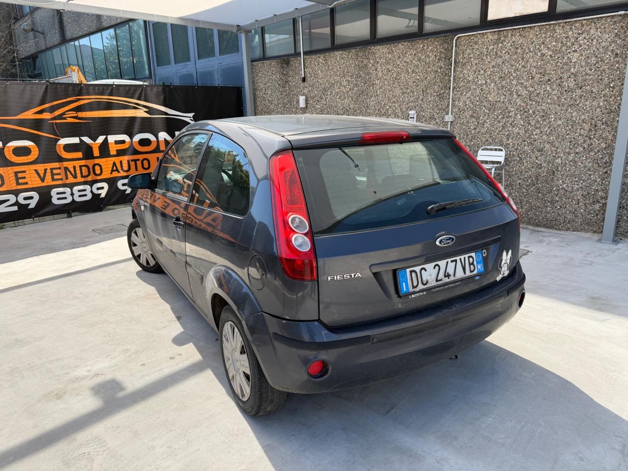 FORD FIESTA 1.4 BENZINA EURO4 80.000KM COMERCIANTI