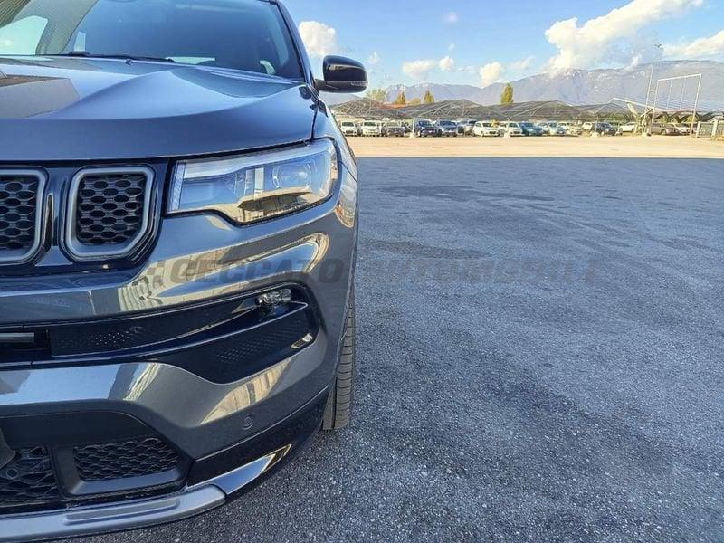 Jeep Compass Compass 1.5 turbo t4 mhev Summit 2wd 130cv dct