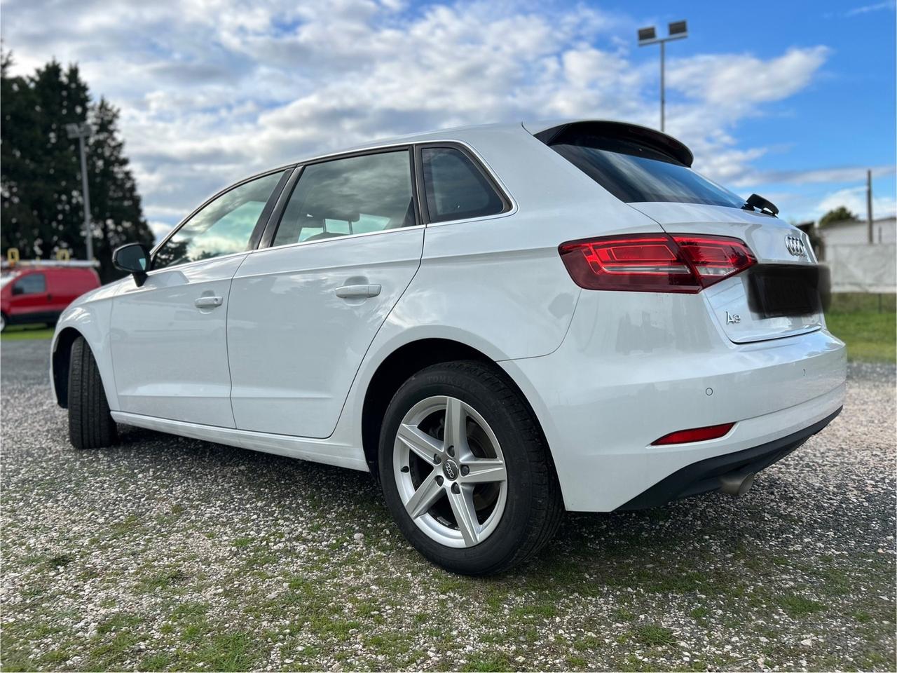 Audi A3 1.6 TDI 116 CV Business *NAVI*NEOPATENTATI*PARI AL NUOVO*EURO 6D*