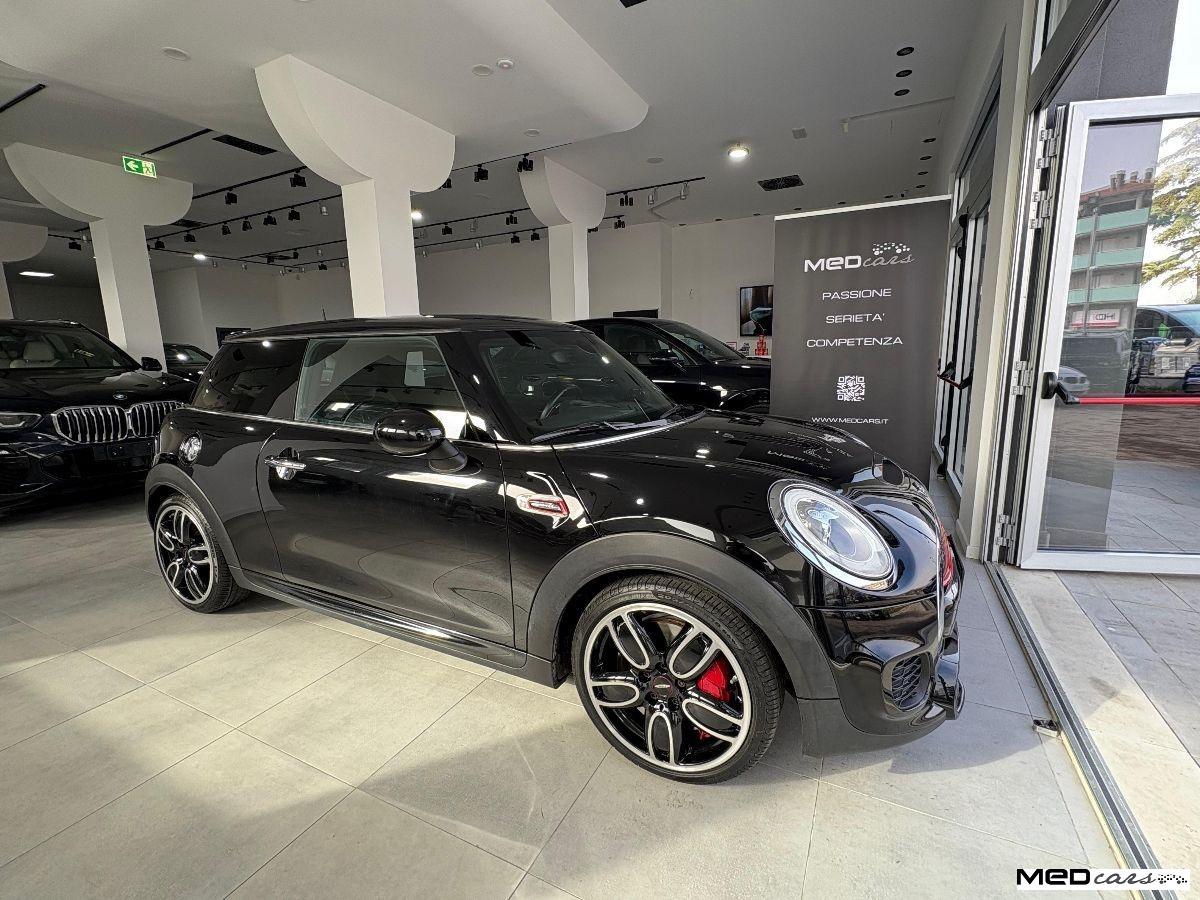 MINI - Mini - John Cooper Works Hype