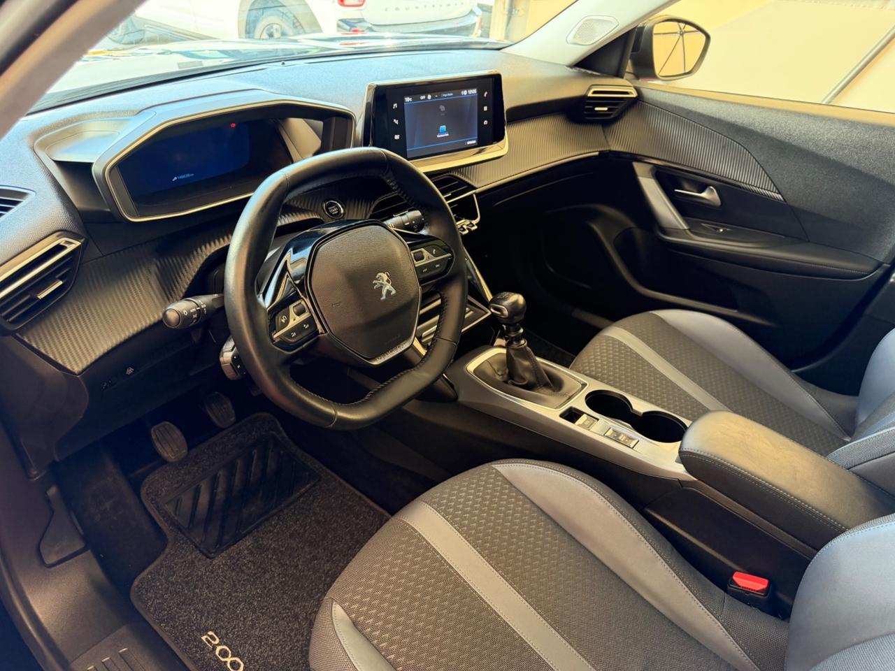 Peugeot 2008 BlueHDi 110 S&S Allure Pack