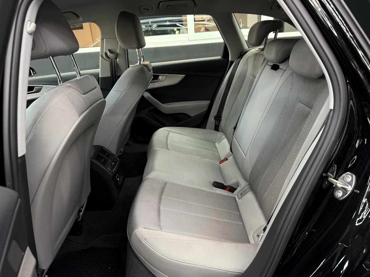 Audi A4 2.0 40 TDI 190 CV SPORT STRONIC