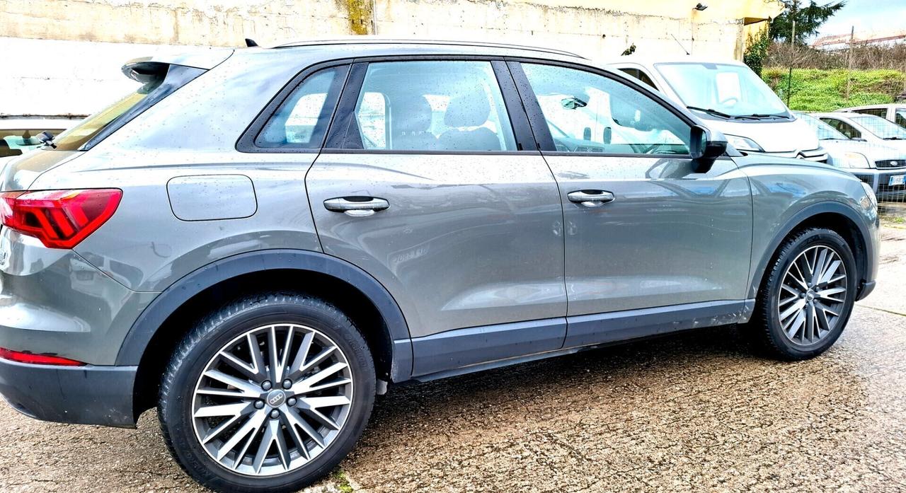 Q3 40 TDI quattro S tronic Business 190cv