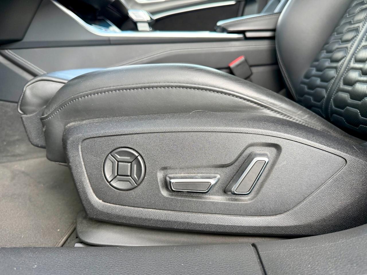 Audi RS6 Avant 4.0 mhev quattro tiptronic 600cv CARBOCERAMICI