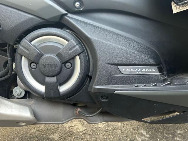 YAMAHA T-Max 560 Tech Max