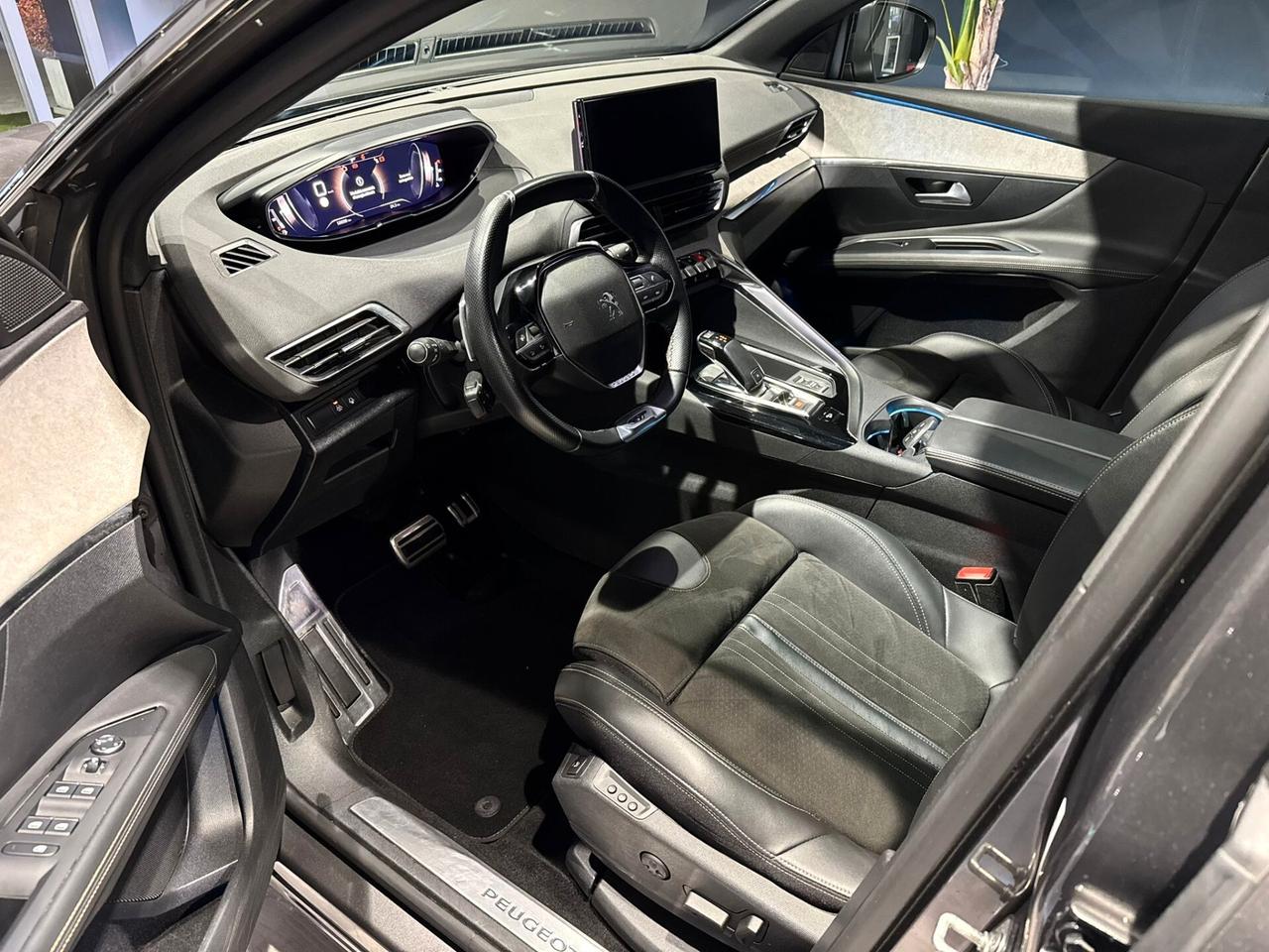 Peugeot 3008 BlueHDi 130 S&S EAT8 GT