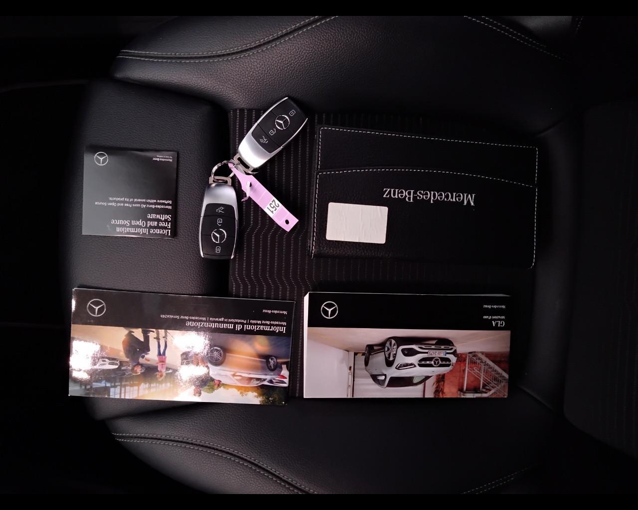 Mercedes-Benz GLA-H247 2020 - GLA 200 d Sport Plus auto