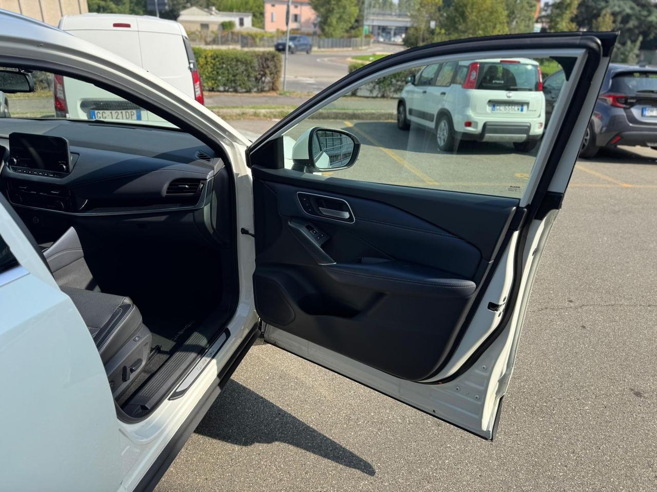 Nissan Qashqai Tekna Plus 1.3 DIG-T MHEV #7101