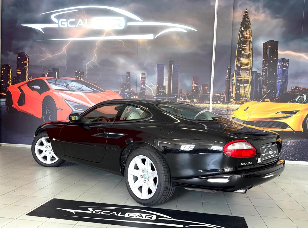 JAGUAR XK8 4.0 BENZ V8 284CV OK PERMUTE VEICOLO FINANZIABILE