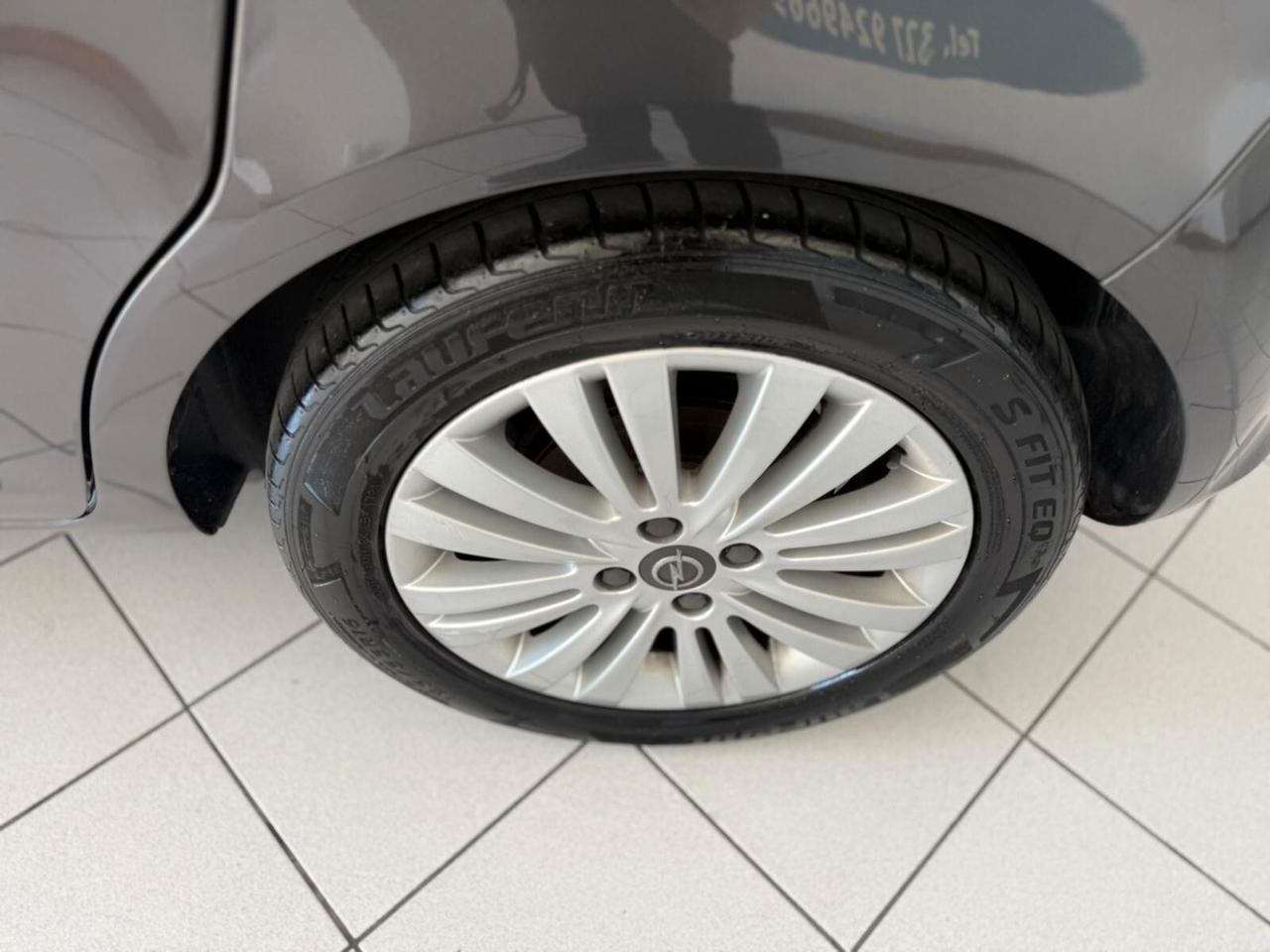 Opel Corsa 1.2 GPL X NEOPATENTATI 2013