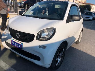 Smart ForTwo 70 1.0 AUTOMATICA PELLE/NAVIGATORE GARANZIA EUROPEA COMPLETA CONFORMGEST X 12 MESI RINNOVABILE FINO A 60 MESI!!!
