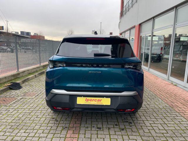 PEUGEOT 5008 Hybrid 1.2 145 e-DCS6 GT km0