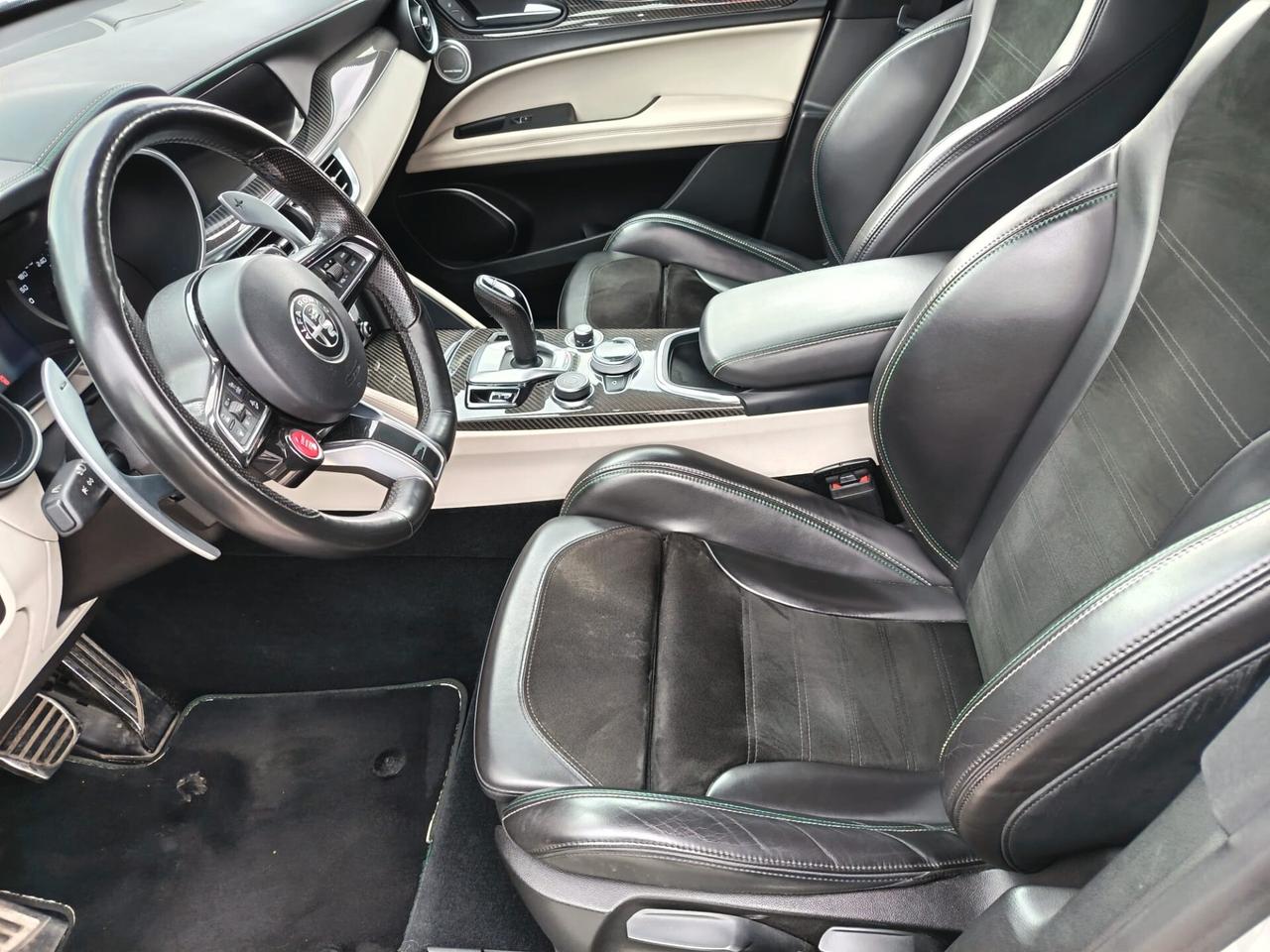 Alfa Romeo Stelvio 2.9 Bi-Turbo V6 510 CV AT8 Quadrifoglio