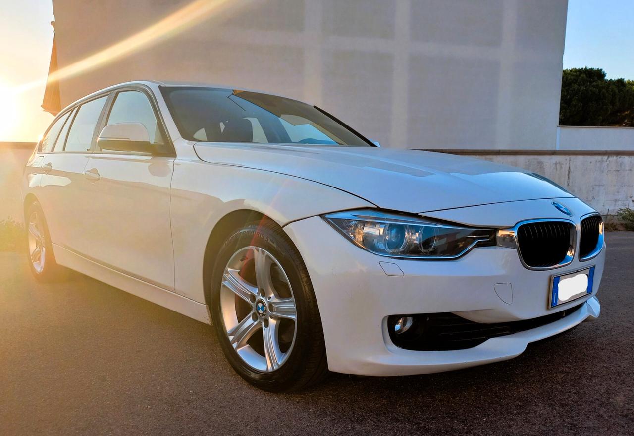 Bmw 318d Touring Sport LEGGI TUTTO
