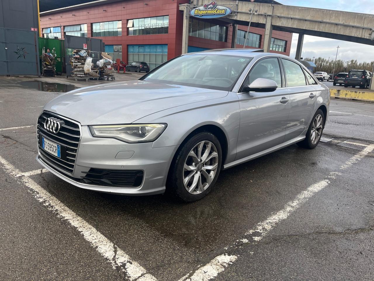 Audi A6 3.0 TDI 272 CV quattro S tronic Business 284.000 KM