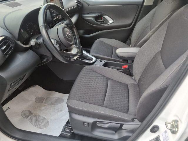 TOYOTA Yaris 1.5 Hybrid 5 porte Business