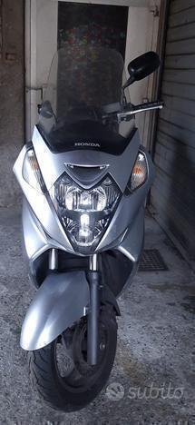 Honda Silver Wing 400 Argento