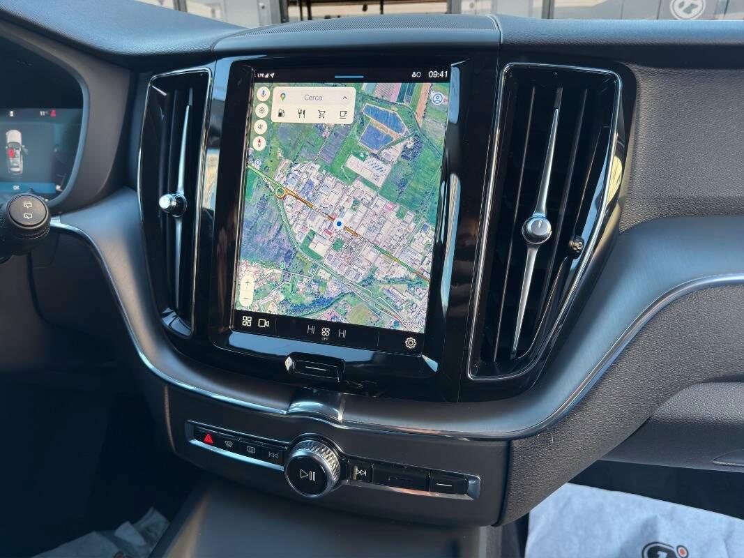 Volvo XC60 2.0 b4 Core auto Con TELECAMERA & VIRTUAL COCKPIT