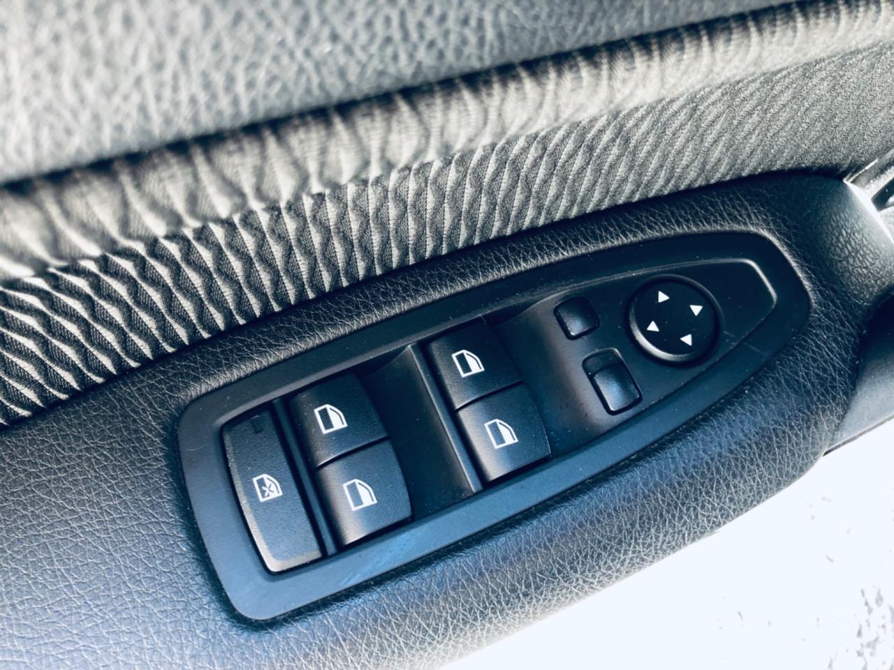 Bmw 116 116d 5p. Joy