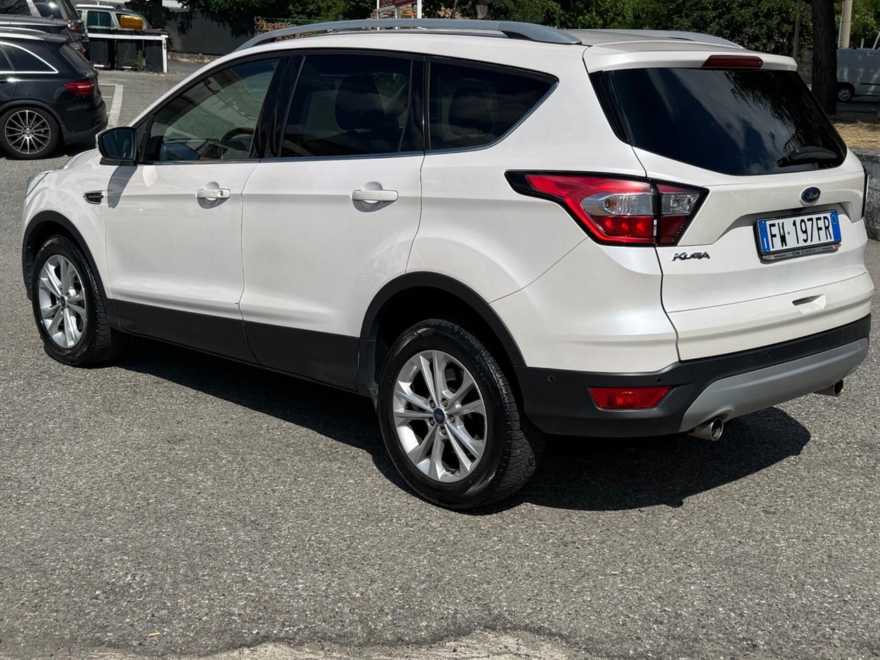 Ford Kuga 1.5 TDCI 120 CV Automatica Edition