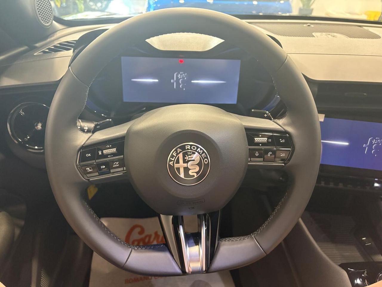 Alfa Romeo Junior 1.2 ibrida Speciale 136cv edct6