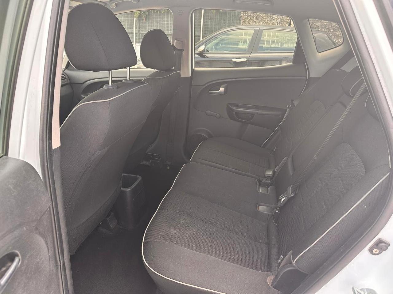 Kia Venga 1.4 CVVT Cool