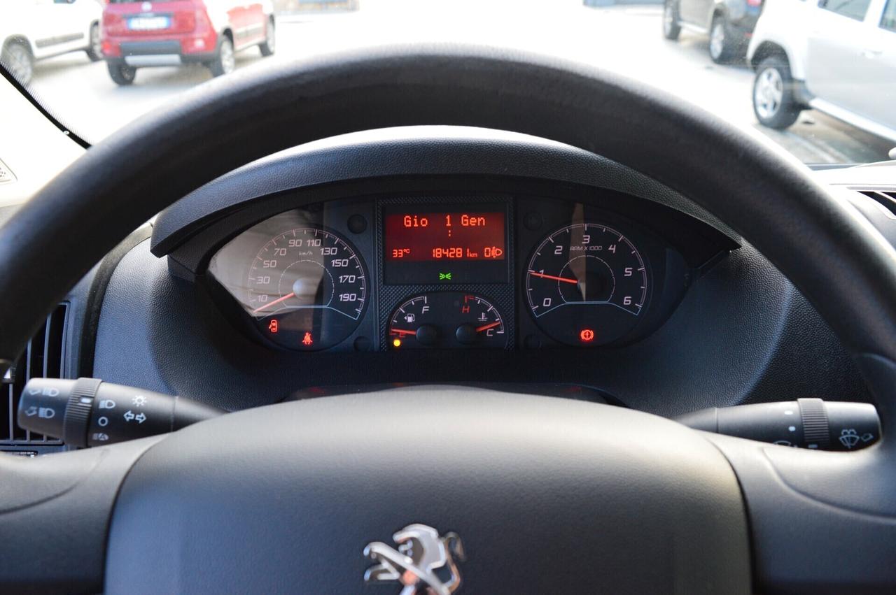 Peugeot Boxer 333 2.0 BlueHDi 130 PM-TM 9 POSTI