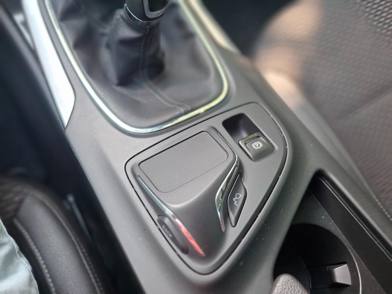 Opel Insignia 2.0 CDTI Sports Tourer Cosmo