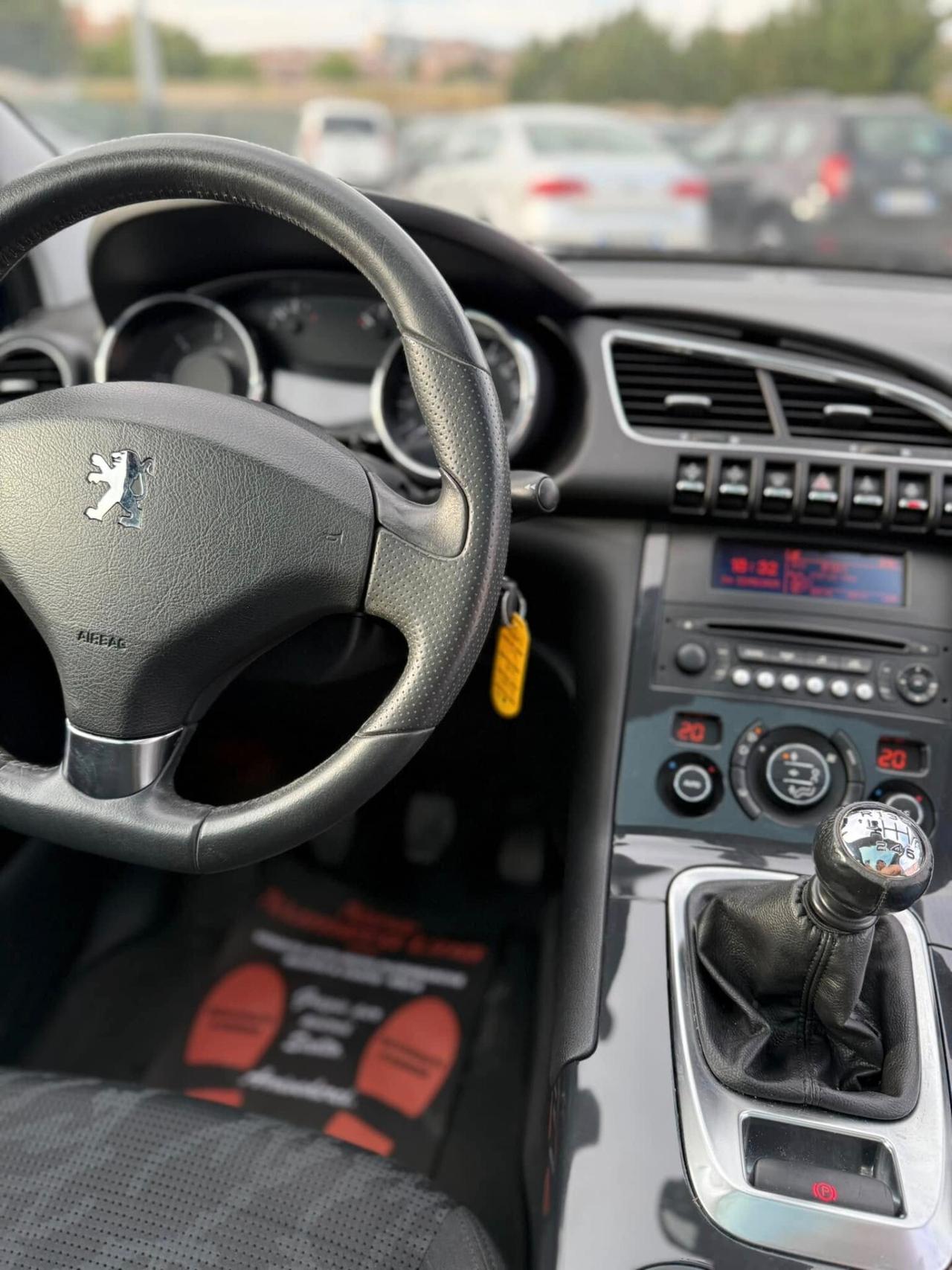 Peugeot 3008 2.0 HDi 150CV Allure