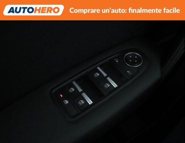 RENAULT Captur Plug-in Hybrid E-Tech 160 CV Intens