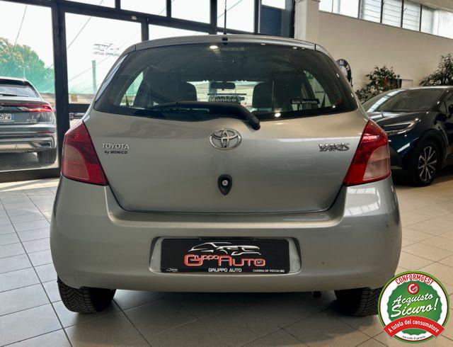 TOYOTA Yaris 1.0 5p. Sol *NEOPATENTATI*