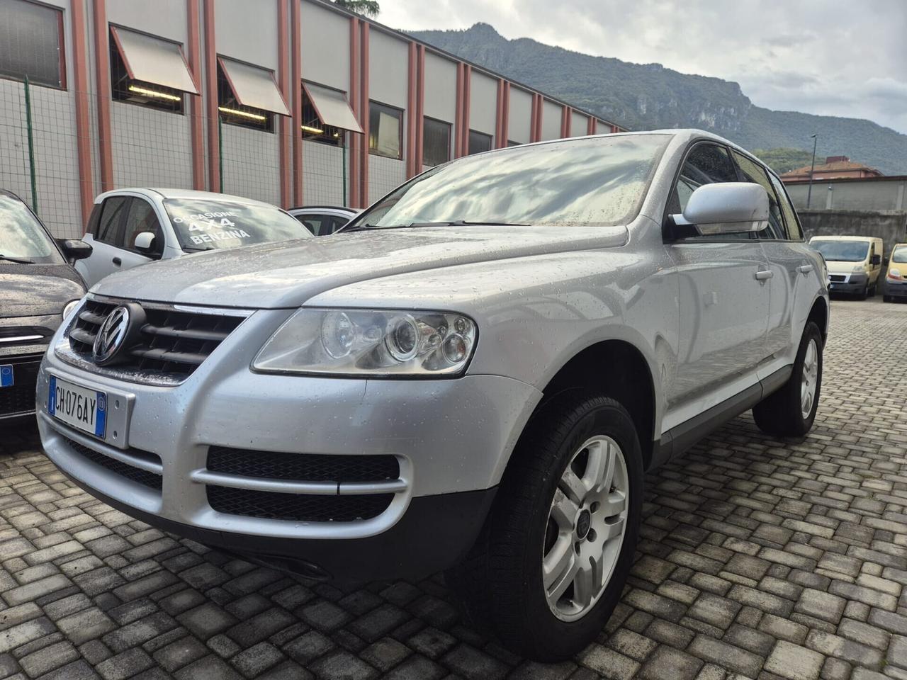 Volkswagen Touareg 3.2 V6 GPL - 4X4 -CAMBIO AUTOMATICO