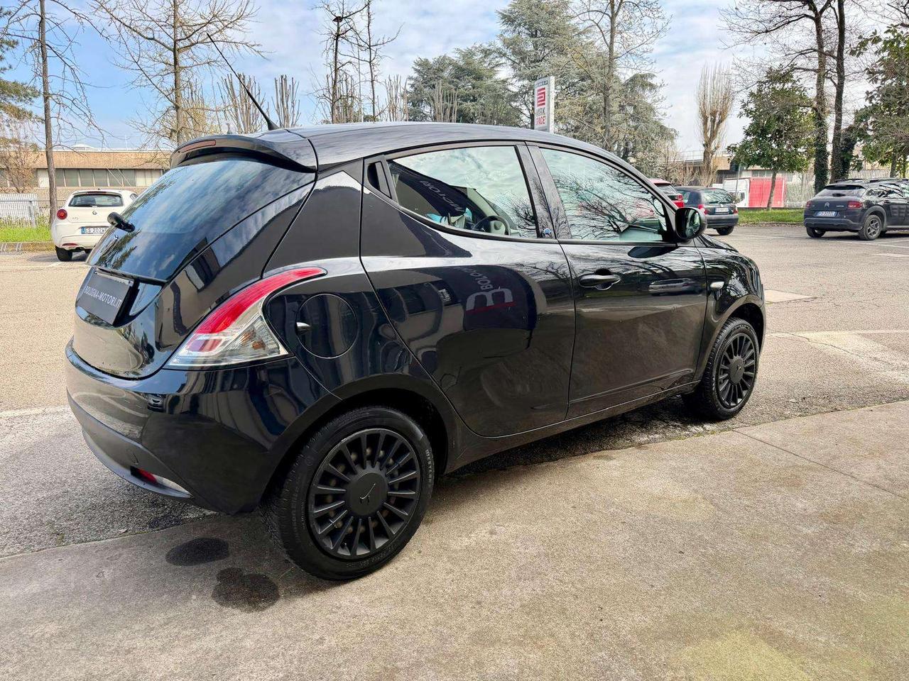Lancia Ypsilon 1.2 BENZINA