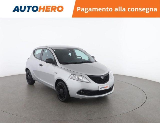 LANCIA Ypsilon 1.0 FireFly 5 porte S&S Hybrid Ecochic Silver