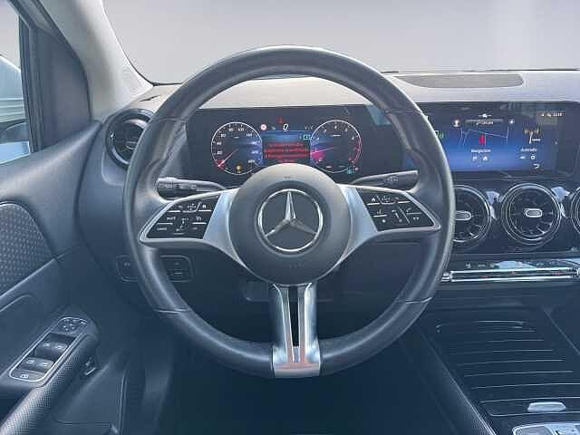 Mercedes-Benz B 180 B 180 Automatic Progressive Advanced