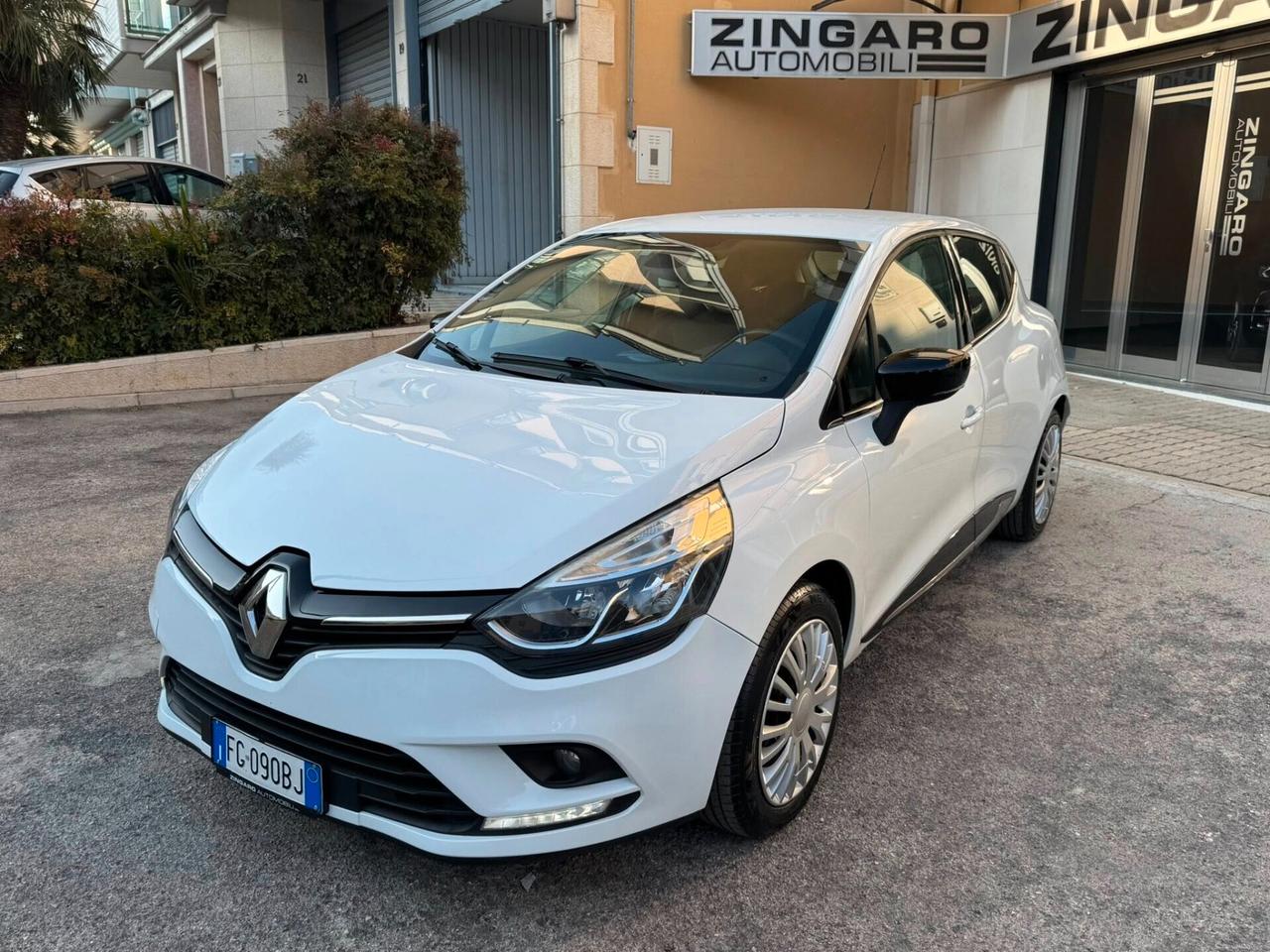 RENAULT CLIO 1.5 DCI 90 CV. 8V. NAVI PERFETTA
