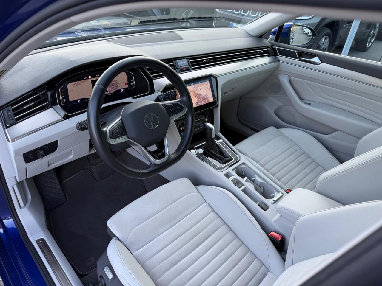 Volkswagen Passat Sw R LINE 2.0 200 CV DSG Executive