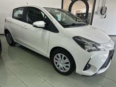 TOYOTA Yaris 1.0 5 porte Cool