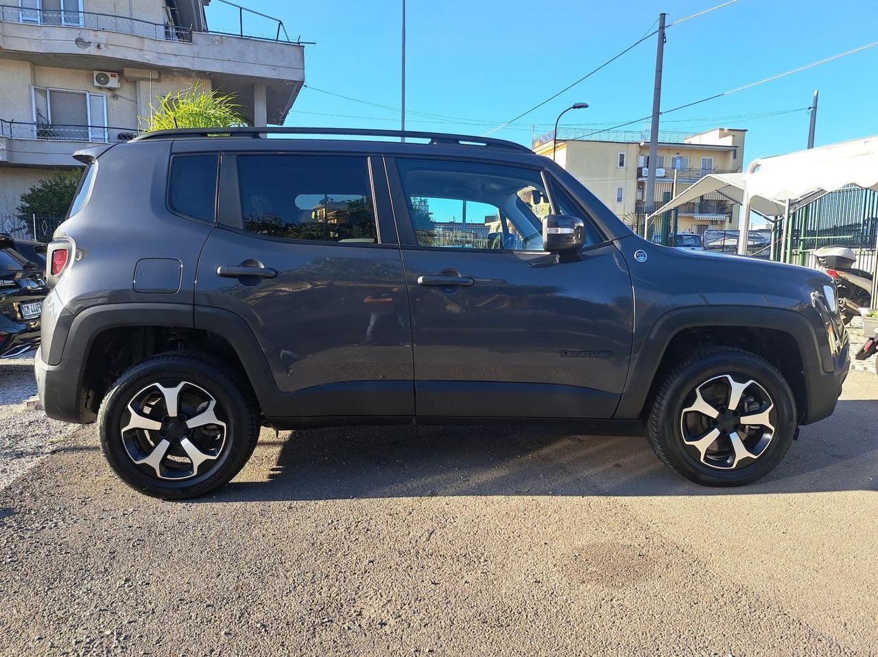 Jeep Renegade 1.3 T4 240CV PHEV 4xe AT6 Trailhawk