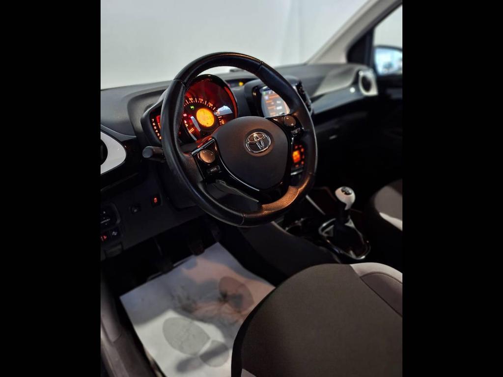 Toyota Aygo 5 Porte 1.0 VVT-i x-cool
