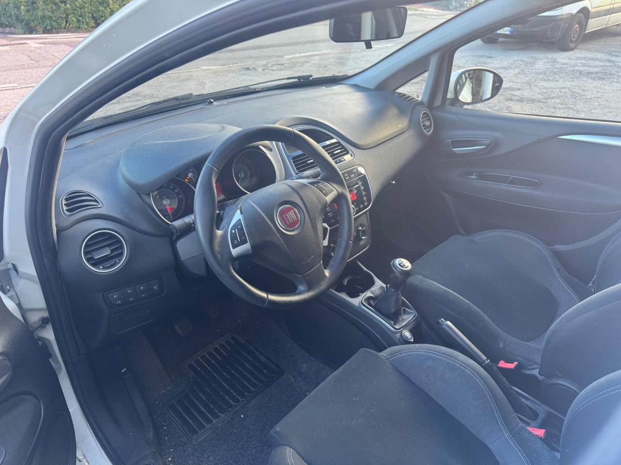 Fiat Punto 1.3 MJT II S&S 95 CV 5 porte Street