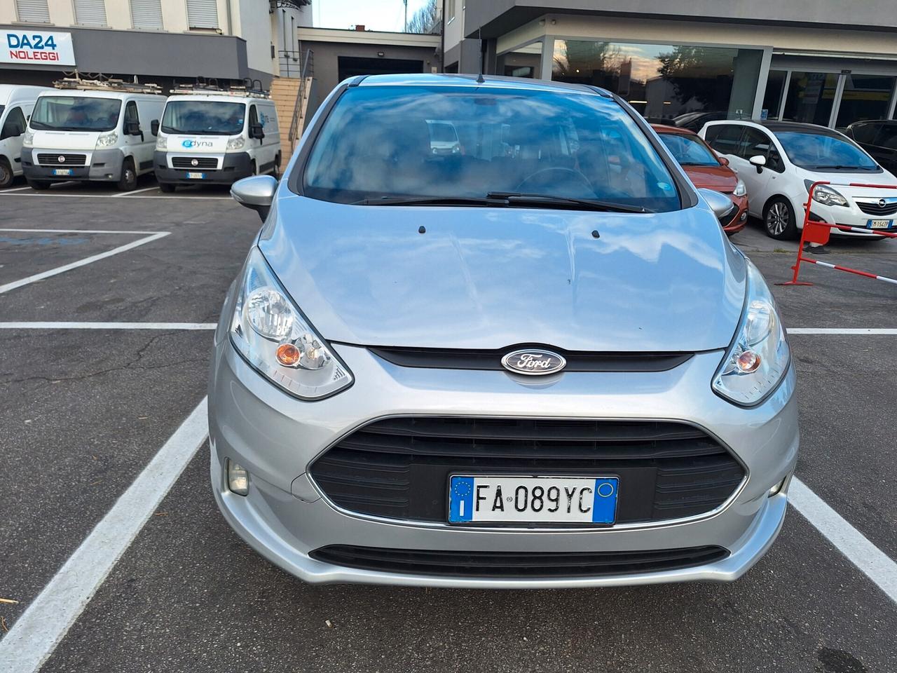 Ford B-Max 1.4 90 CV GPL Business Titanium