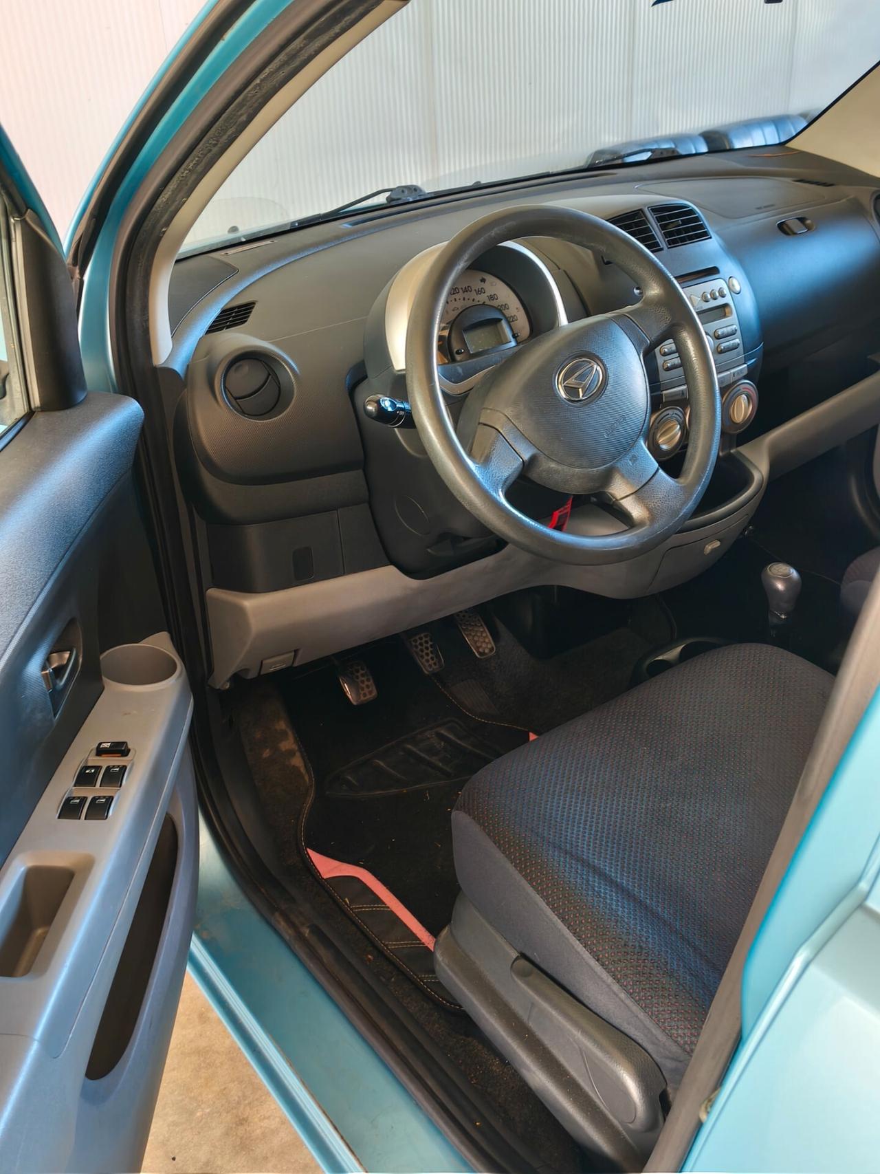 Daihatsu Sirion 1.0 12v